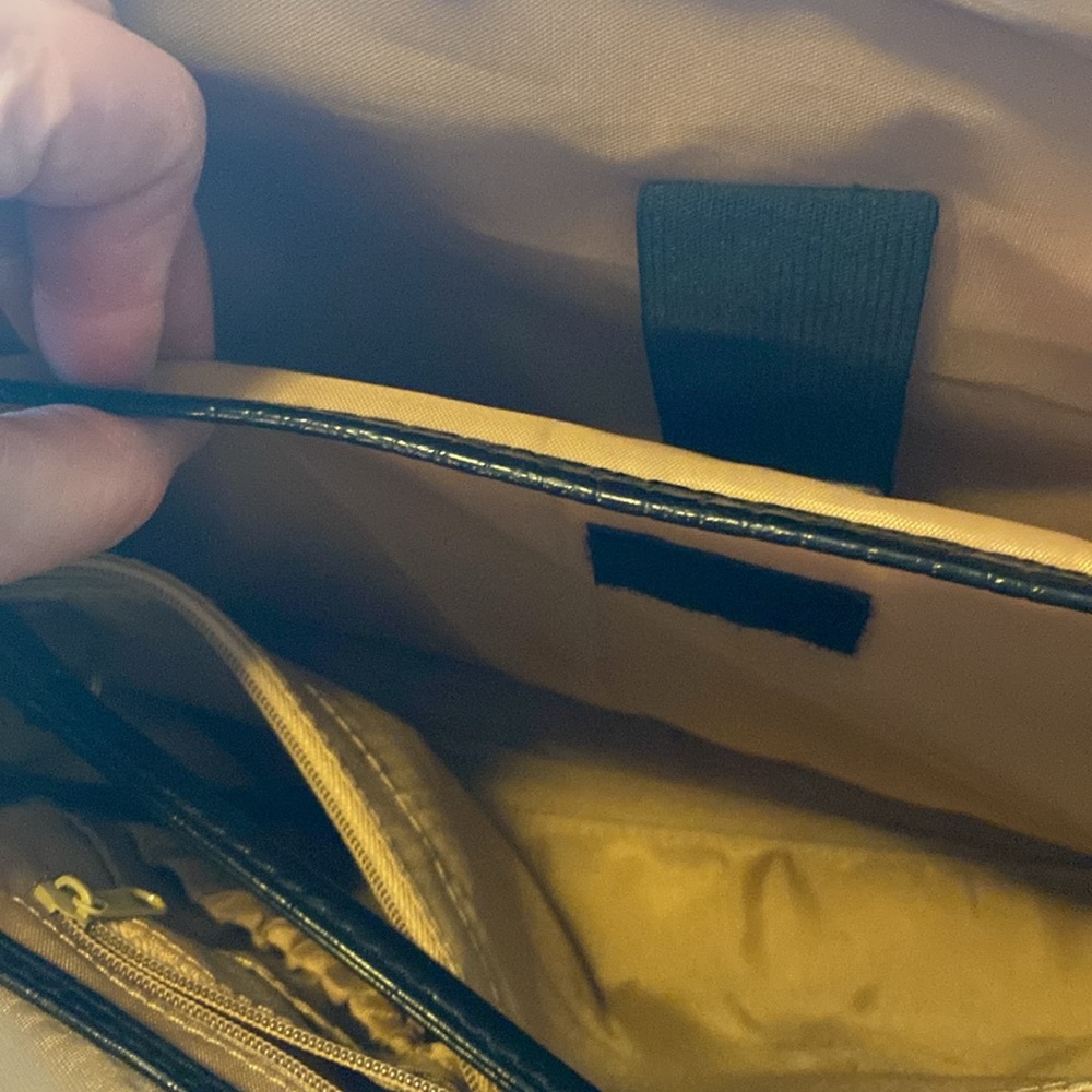 Woman’s Work Bag - Picture 6 of 14